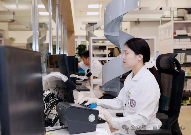 乐鱼网页版数字化+一站式让就诊效劳更便当！ 走下层看一线・“数”说新变革(图2)
